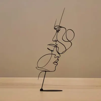 Image 3 : Statuette Baiser Éthéré de décoration